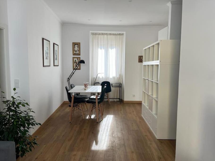 Casa Da Praia Da Poca - Apartamento Lirio Estoril Extérieur photo