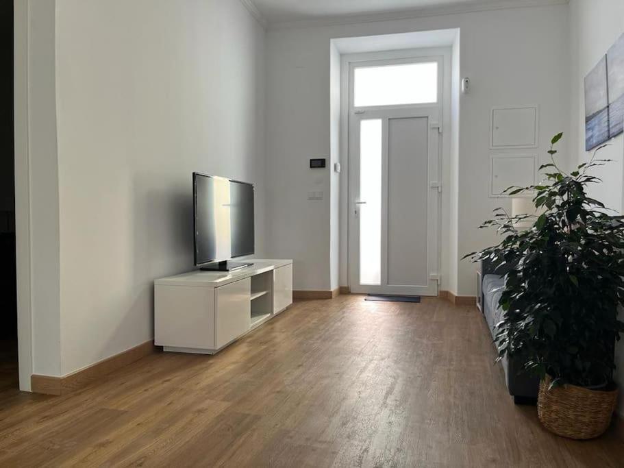 Casa Da Praia Da Poca - Apartamento Lirio Estoril Extérieur photo